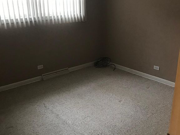 4th image of 2735 W Balmoral Ave #2