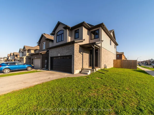 1 Sparkle Dr, Thorold, ON L2V 0G9