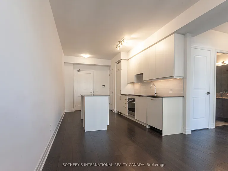 30 Elm Dr W #502 — Photo 16