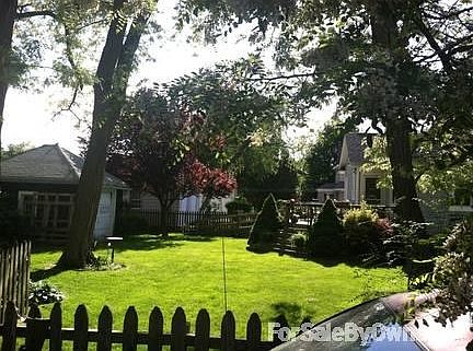 2nd image of 183 Plainview Rd
