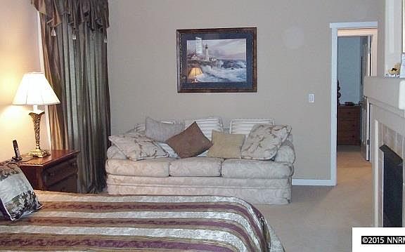 3rd image of 1001 Turnberry Dr