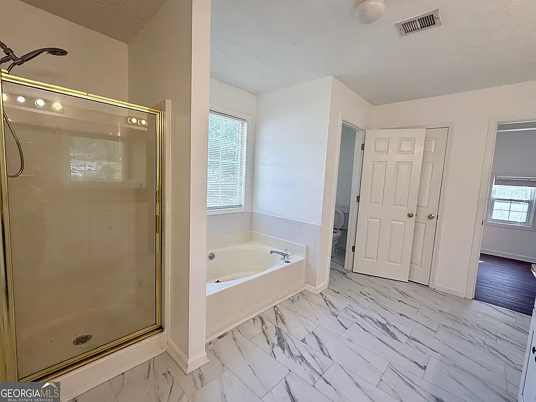 2700 Woodbine Hill Way — Photo 16
