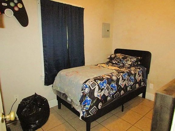 5th image of 414 Morgan Ave