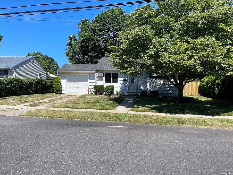 1341 Lombardy Boulevard, Bay Shore, NY 11706 Zillow