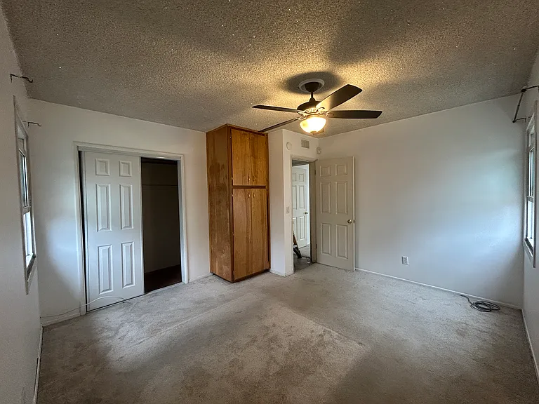 1037 N Wanda Dr — Photo 23