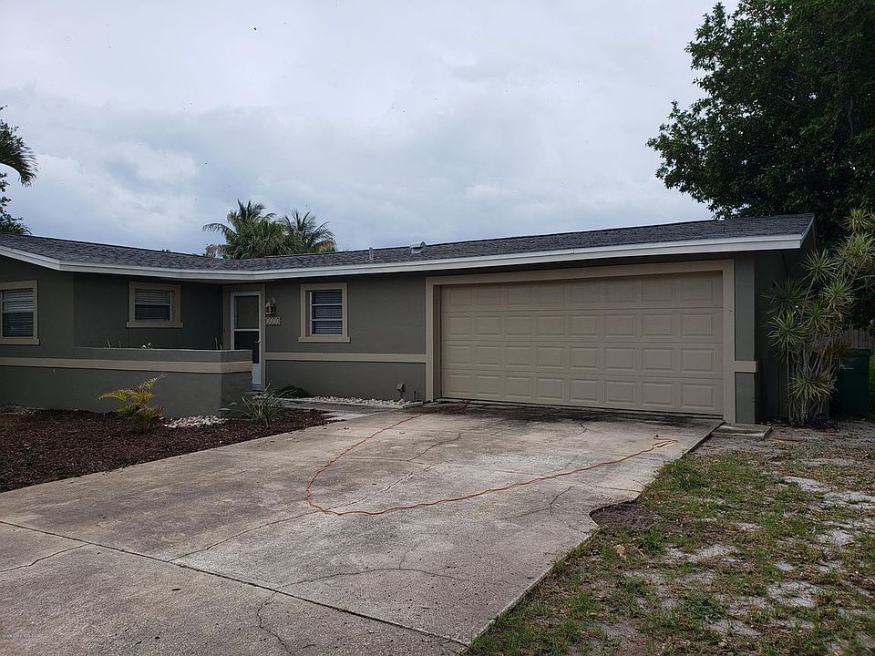 1st image of 1113 Pine Tree Dr