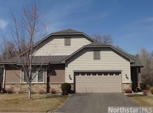 2335 Olivia Ct E, Maplewood, MN 55119