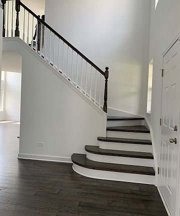 2nd image of 16416 Coventry Ln