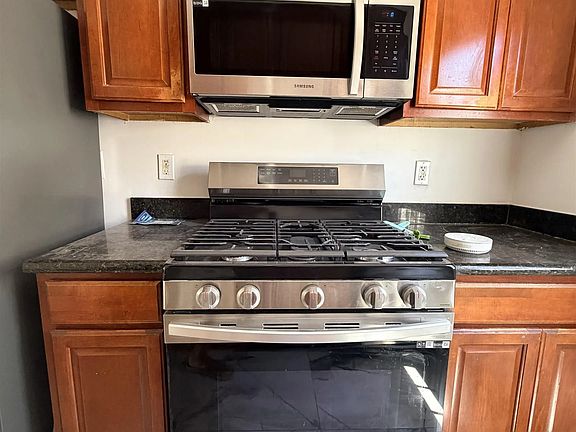 3rd image of 1507 S 40th B San #B