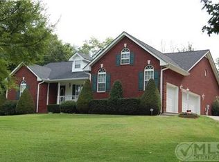 522 Chelsea Ln, Lebanon, TN 37090