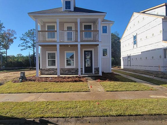 2nd image of 25 Whispering Oaks Circle