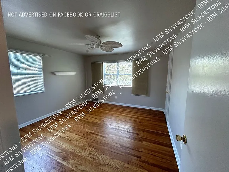 3282 Coolidge Hwy — Photo 10