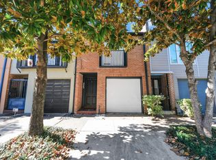 3540 Yupon St, Houston, TX 77006