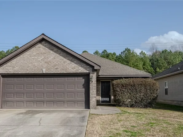 12961 Garden Creek Ln, Northport, AL 35473