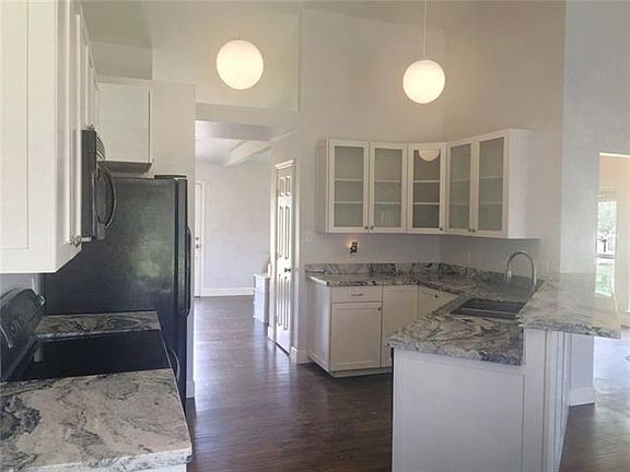 5th image of 5317 Oceanport Dr