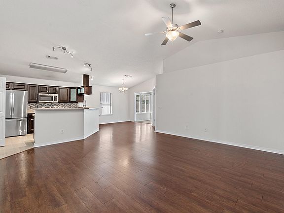 5th image of 1987 Green Heron Ct