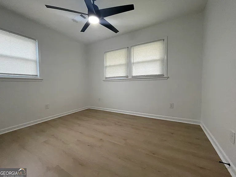 500 Hutchens Rd SE — Photo 36