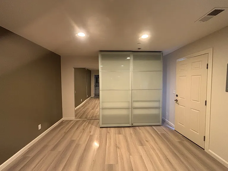 1460 S Novato Blvd — Photo 10