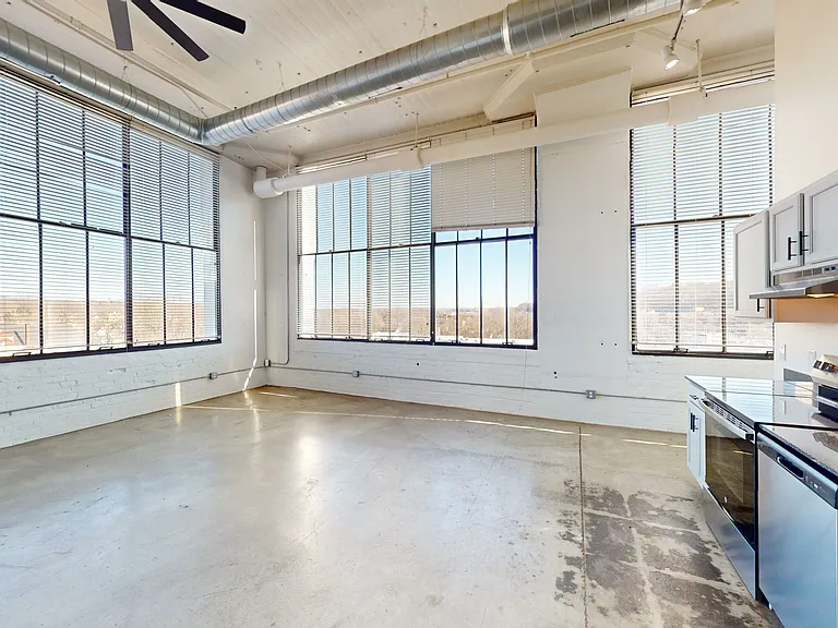 American Can Lofts — Photo 8