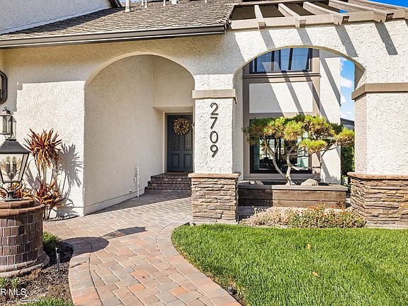 2nd image of 2709 Carlmont Pl