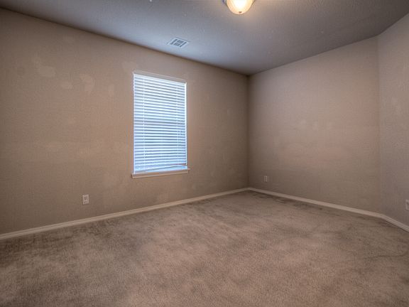 5th image of 21590 E 39th Pl S