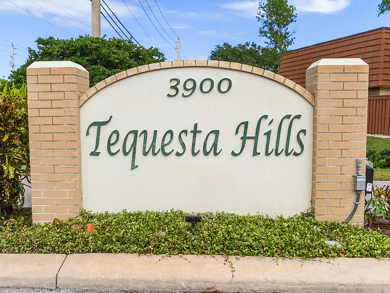 3900 SE County Line Rd #12C — Photo 25