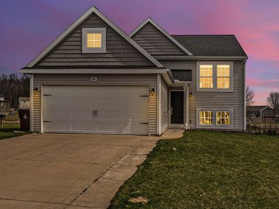 311 Vansen Dr, Kent City, MI, 49330