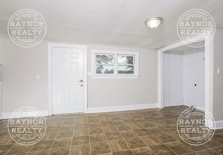2511 Laurel Mill Rd — Photo 8