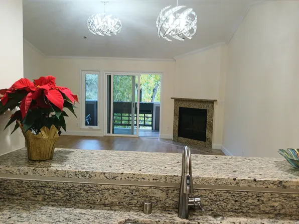 2550 Oak Rd APT 319, Walnut Creek, CA 94597