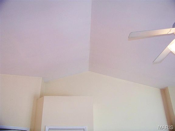 5th image of 1275 Gardens Circle Dr #E