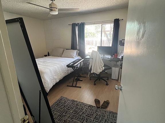 5th image of 5048 54th St