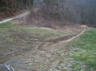 1 Seminole Road, Ivdale, WV 25235