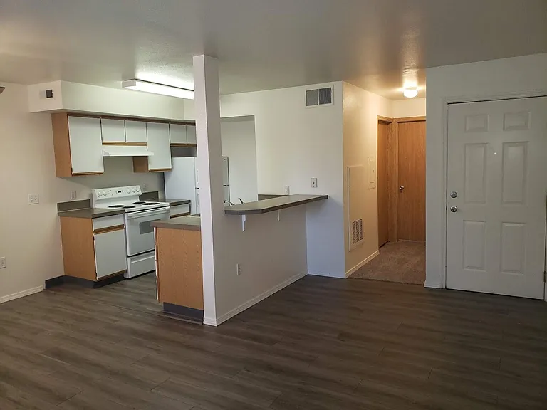 707 S Orchard St #106 — Photo 3