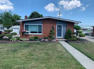 30738 Longfellow Ave, Madison Heights, MI 48071