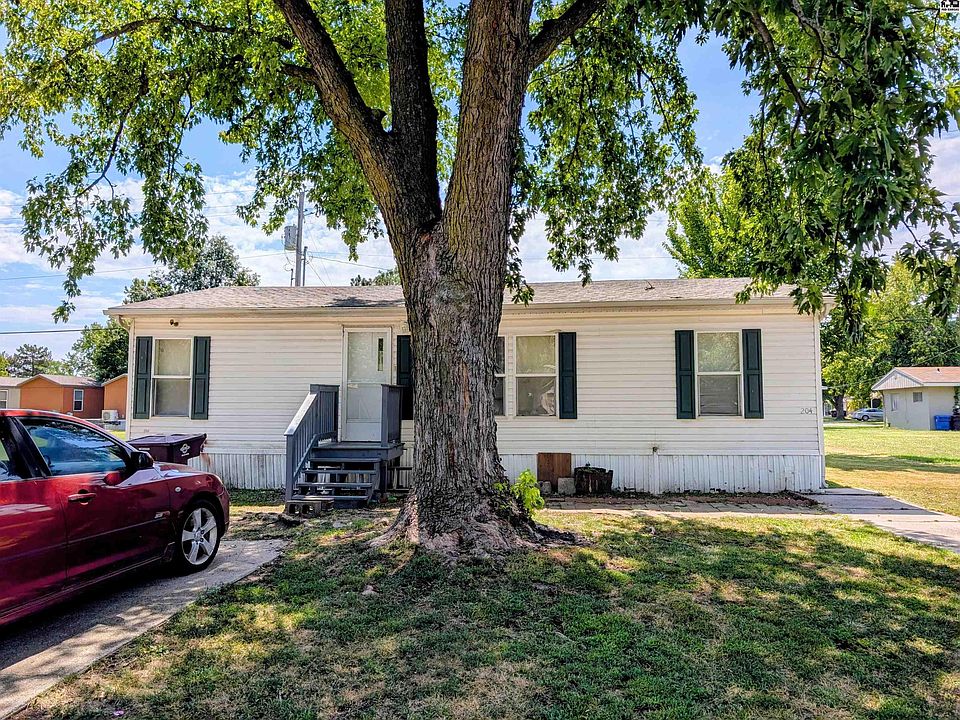 1st image of 204 Mockingbird Rd