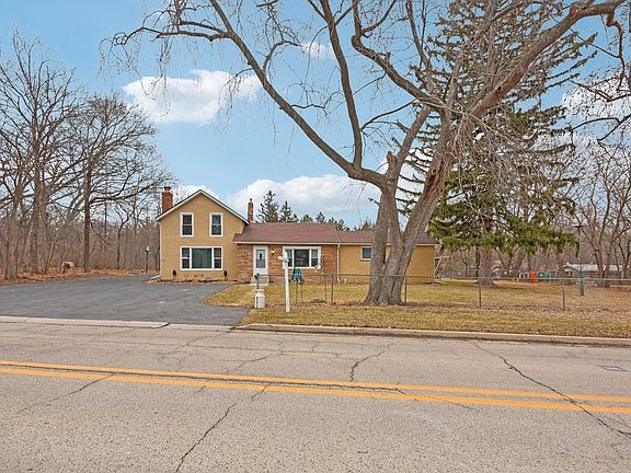 2nd image of 25616 W Lake Shore Dr