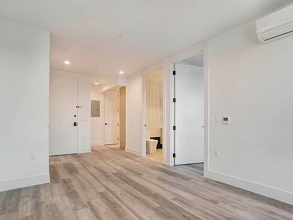 4th image of 1634 Church Ave #701