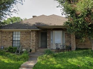 428 River Oaks Ln, Richardson, TX 75081