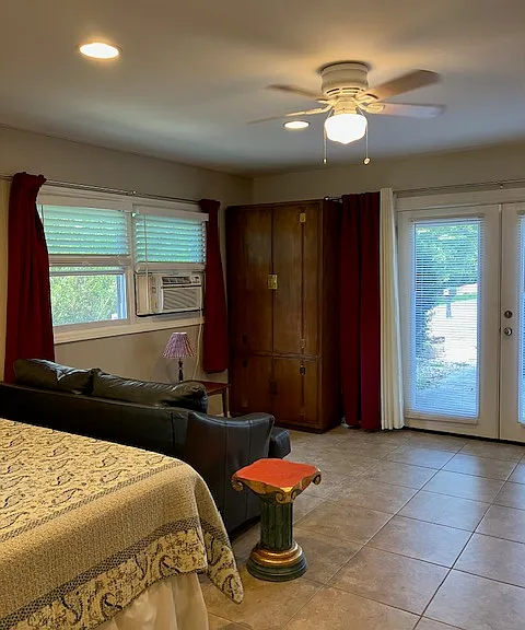 2305 Crestview Way #1C — Photo 9