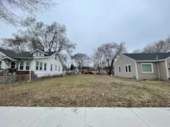 1815 Queen Ave N, Minneapolis, MN 55411