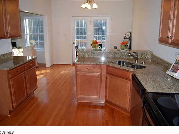 4th image of 11901 Hunton Crossing Ct