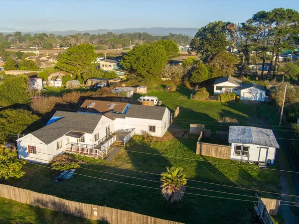 1637 Ocean Dr, McKinleyville, CA 95519