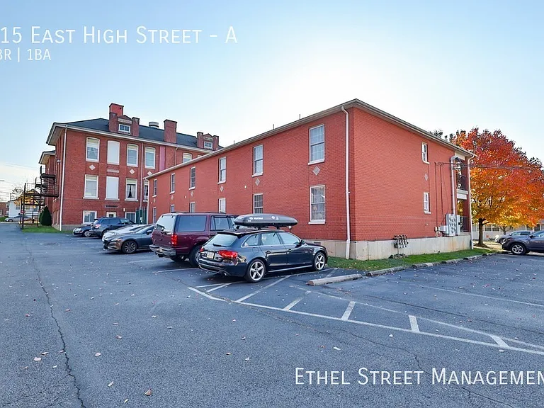 215 E High St #D — Photo 14