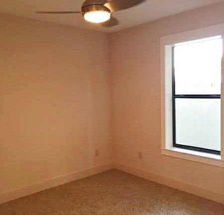 5th image of 2616 W Horatio St Unit 102
