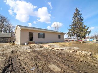 1119 Filmore St, Des Moines, IA 50316