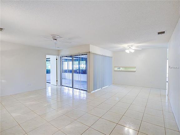2nd image of 2887 Sunbranch Dr