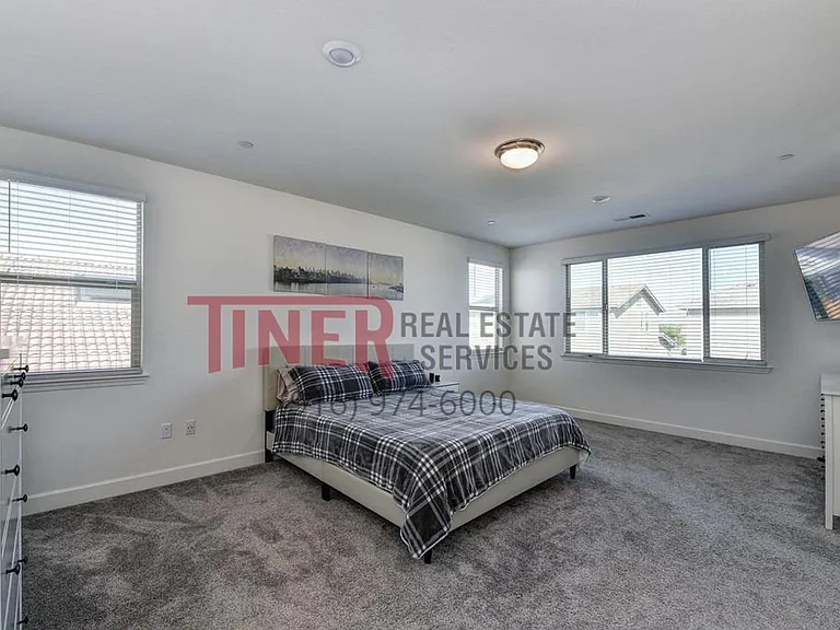 4016 Setucket St — Photo 24