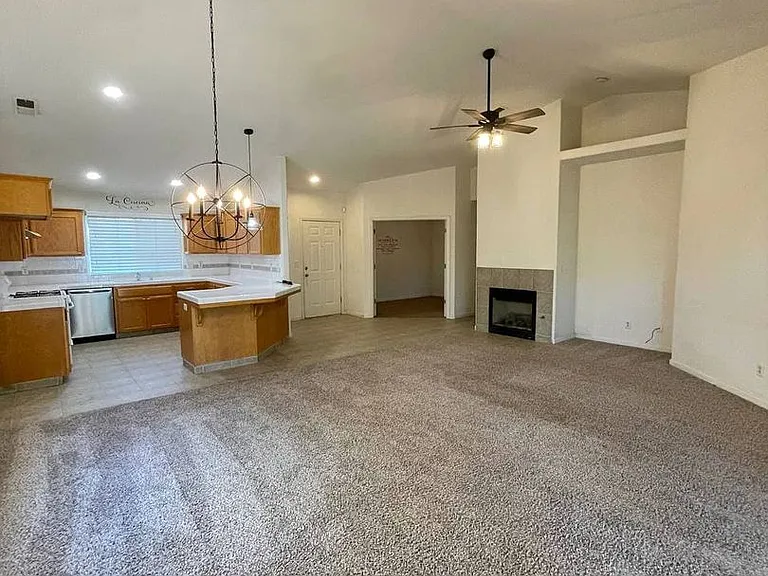 6175 W Scott Ave — Photo 4
