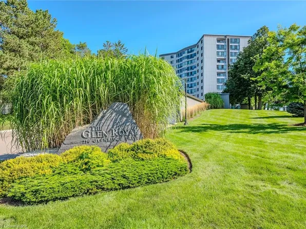 250 Glenridge Dr #603, Waterloo, ON N2J 4H8