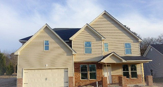 1st image of 3202 Woodlands Dr